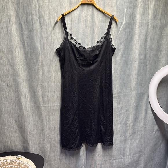 Vintage Elegant Black Lace Trim Slip Dress size large - Picture 2 of 8